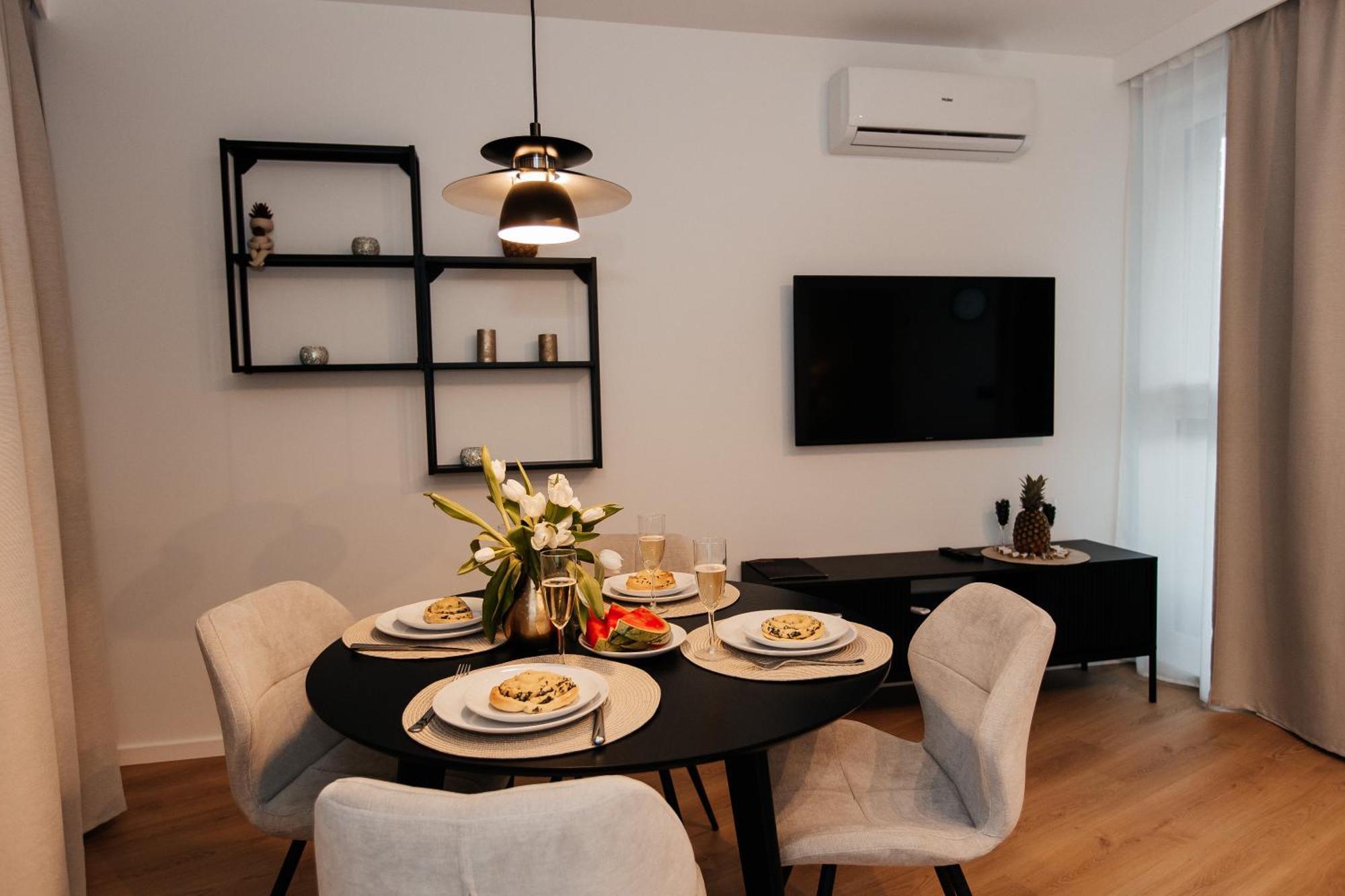 Maya'S Flats & Resorts 53 - Walowa 40, Гданск Екстериор снимка